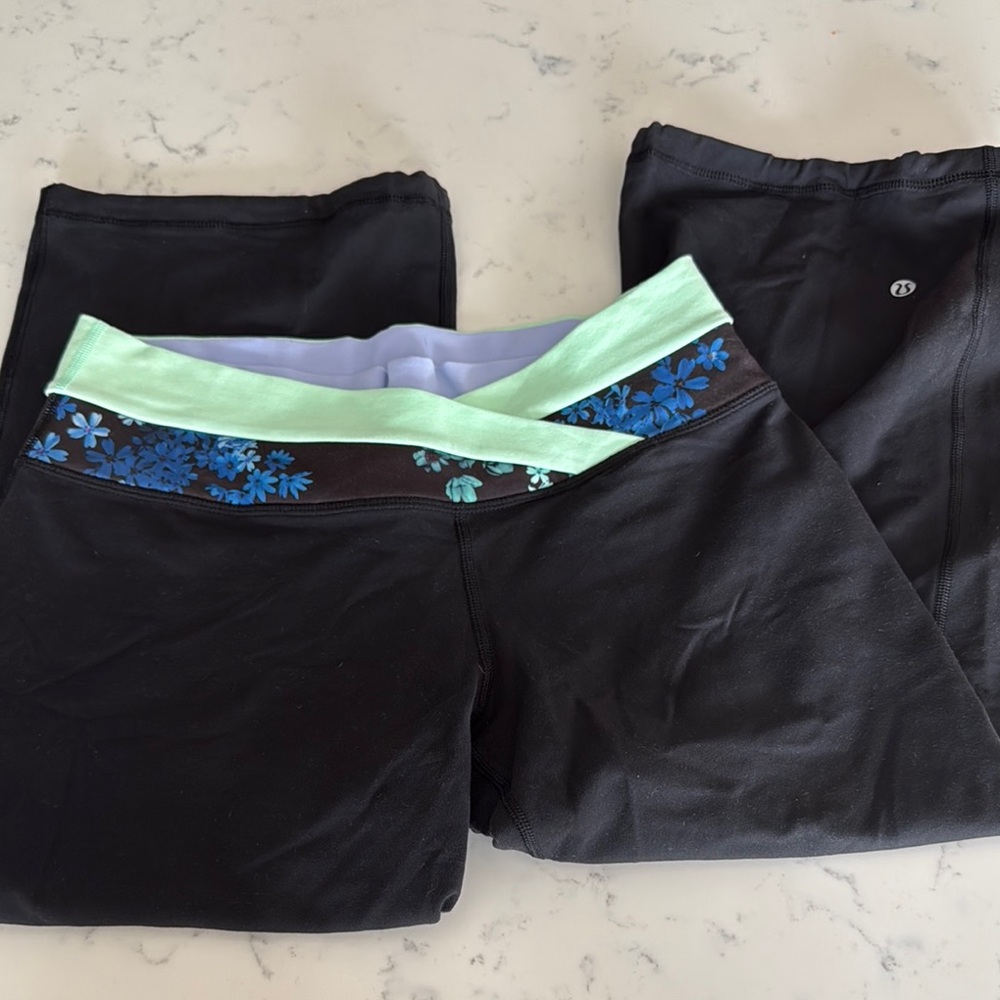 Lululemon wide length Crop Leggings